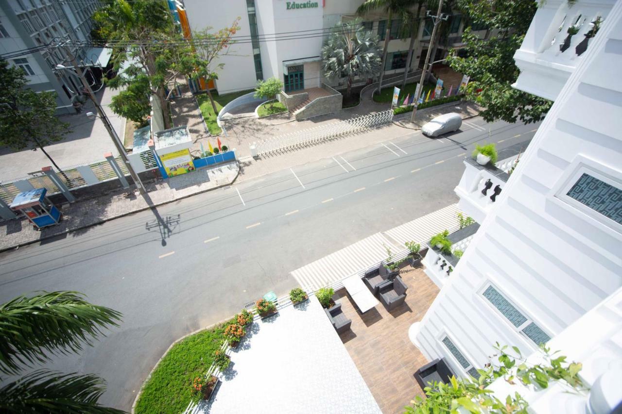Reddoorz Plus Near Secc Ho Chi Minh City Bagian luar foto