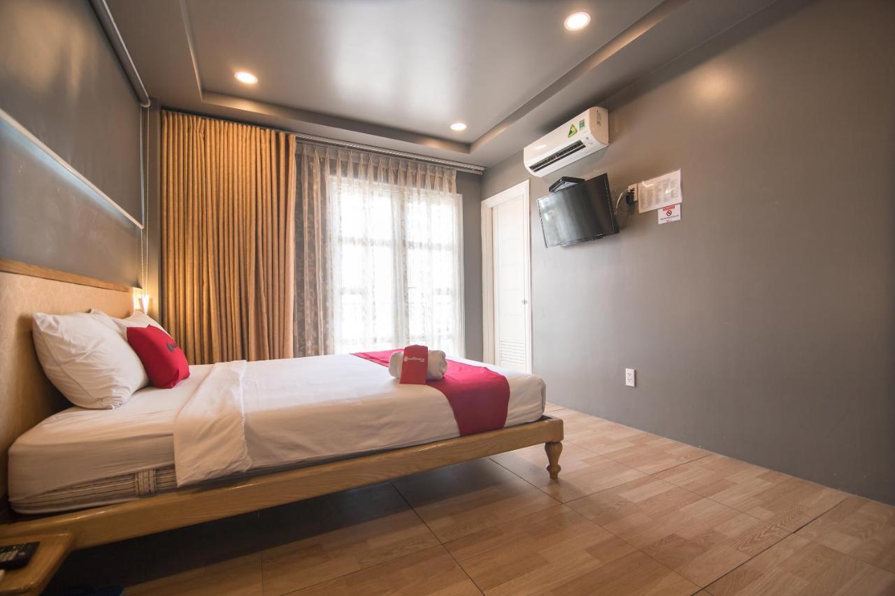 Reddoorz Plus Near Secc Ho Chi Minh City Bagian luar foto